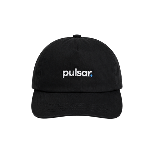 Pulsar 로고 볼 캡 by Noeyedeer